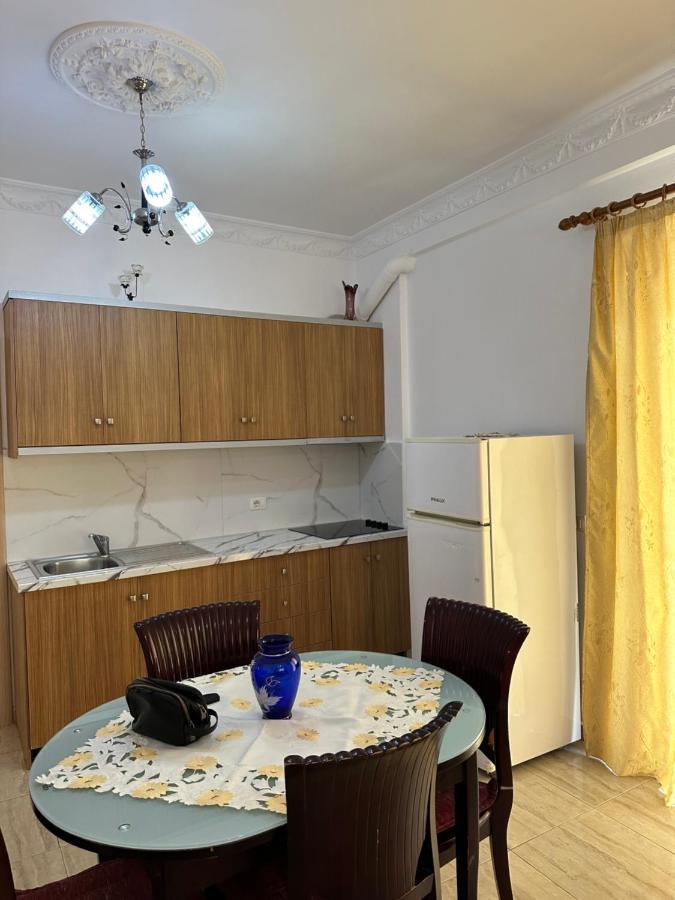 Sun And Sea Apartment Saranda Exterior photo