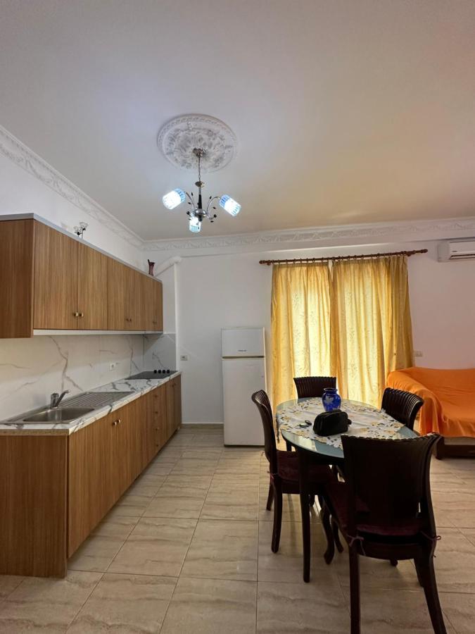 Sun And Sea Apartment Saranda Exterior photo